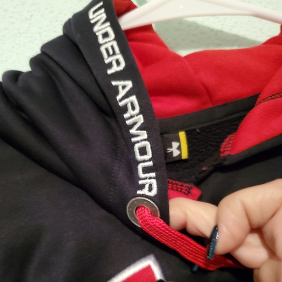 Armour hoodie - Picture 2 of 3